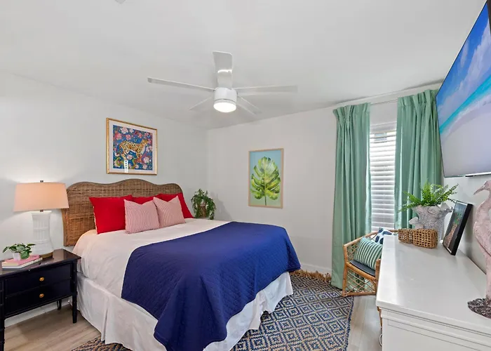 Apartment Sandpiper 7-c On The Beach- Smart Tvs